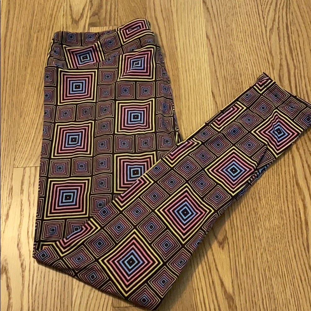 Lularoe Logo Leggings (Rare)